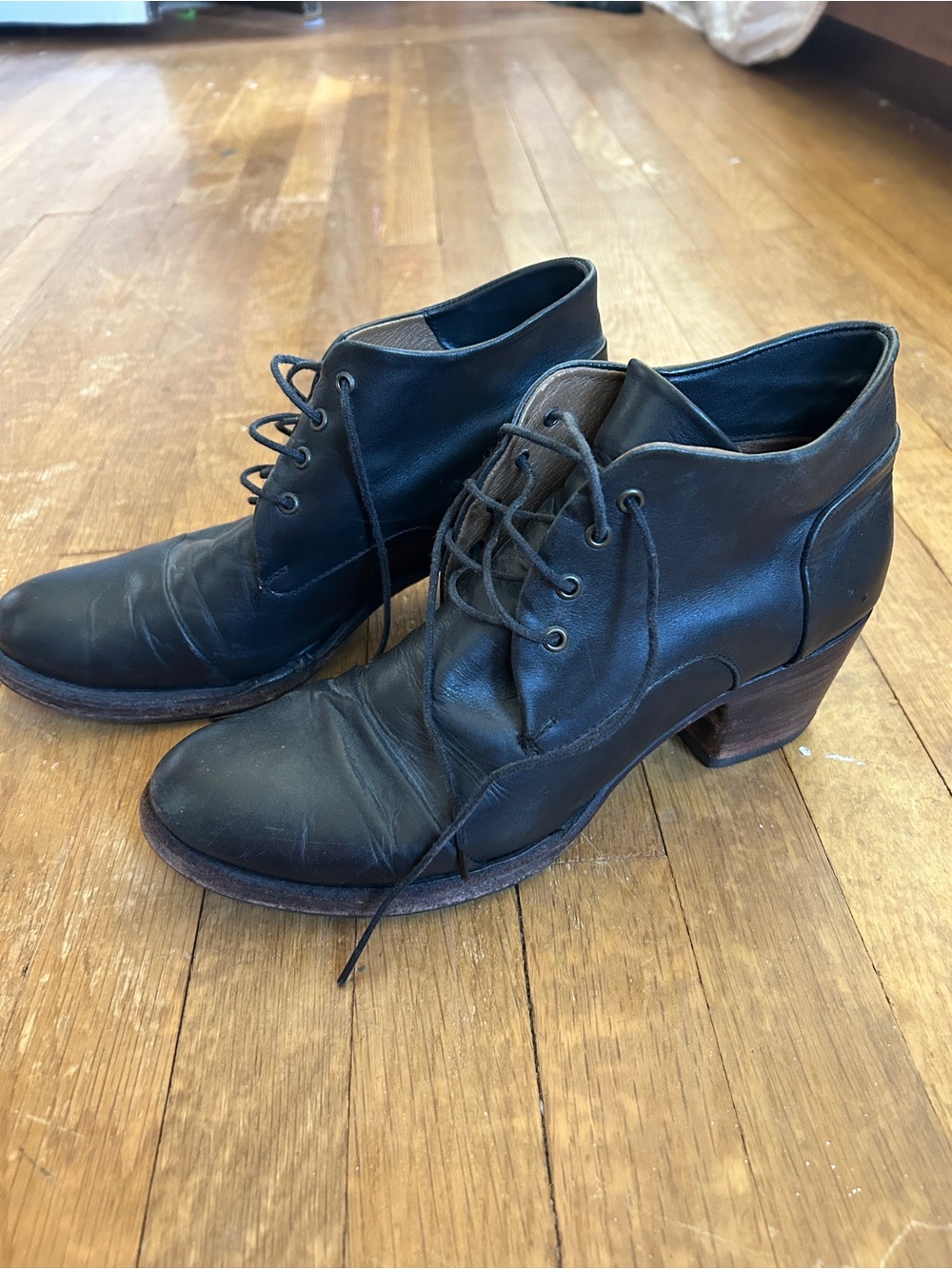 Classic Black Leather Lace-Up Heeled Boots